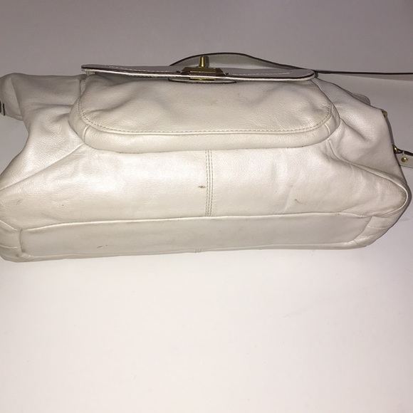 COACH Campbell Turnlock Pearl Izzy Satchel F1320 - Picture 5 of 8